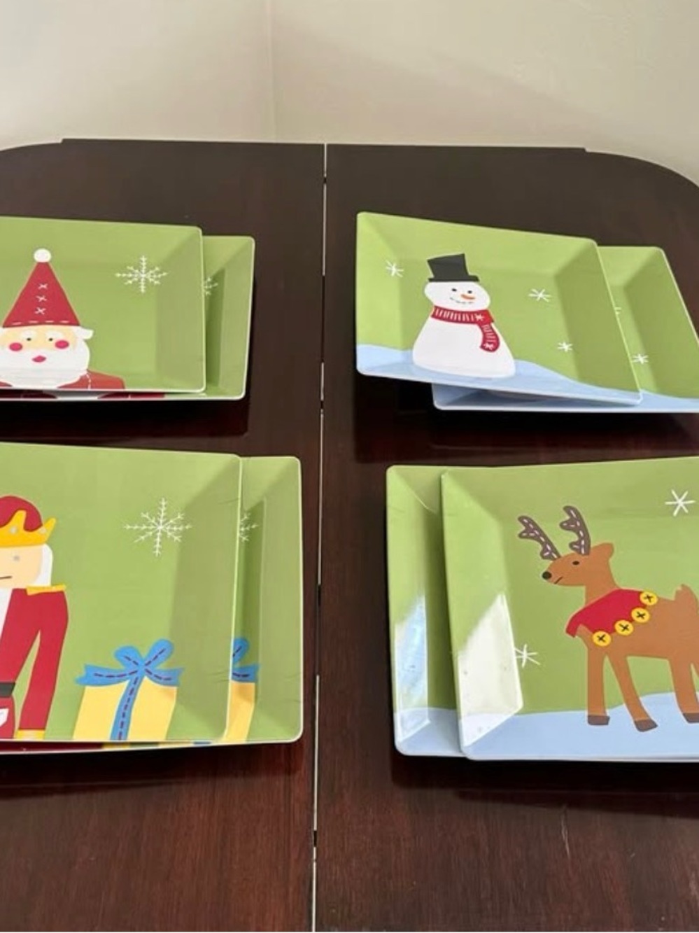 Pottery Barn Kids Holiday Character Square Plates in Green - set of 8